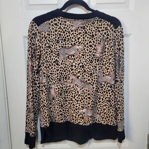 Nice classy long-sleeved blouse